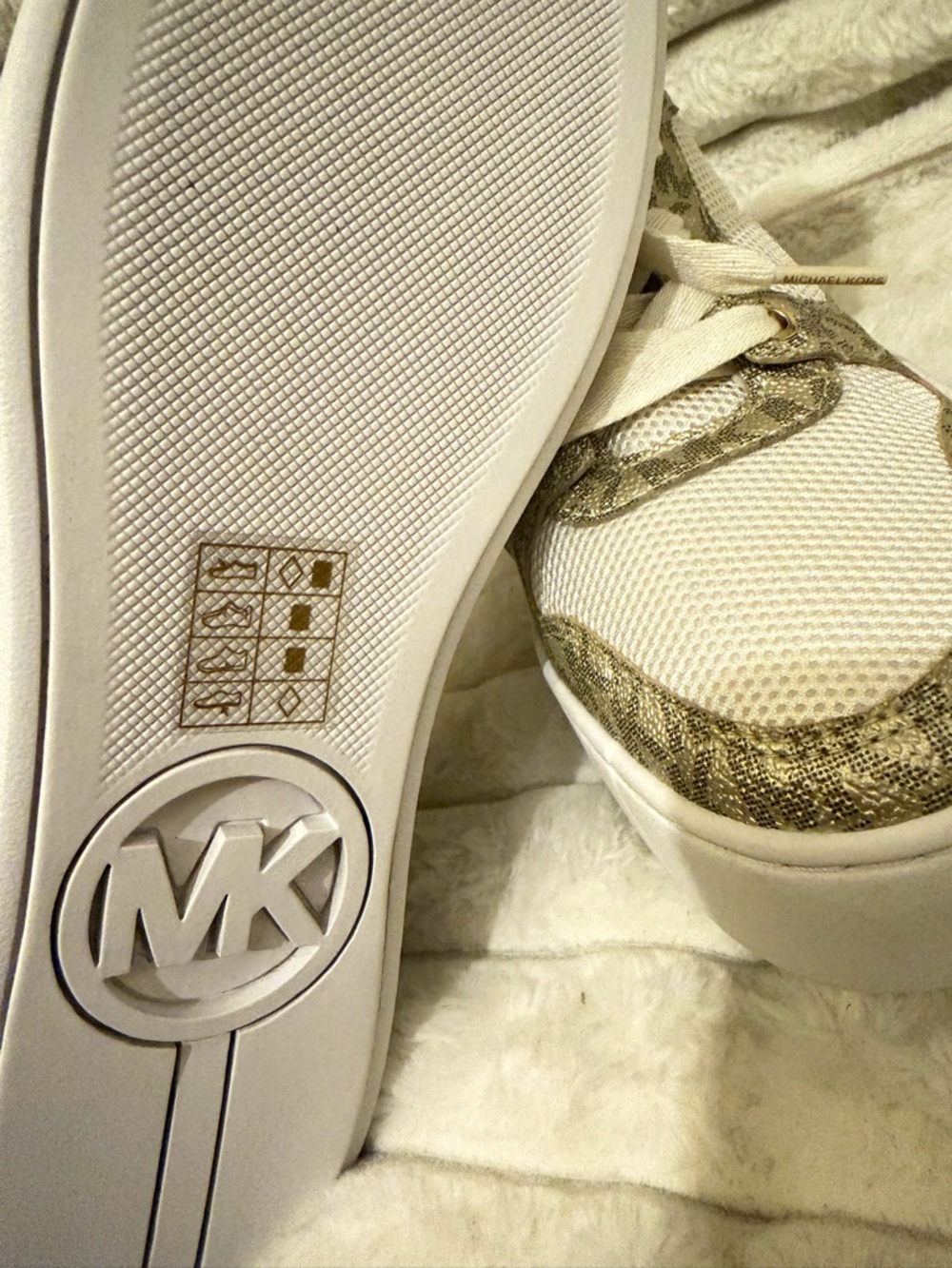 Michael Kors Cream & Gold Snake-Accent Lace-Up Sneakers - Picture 5 of 7